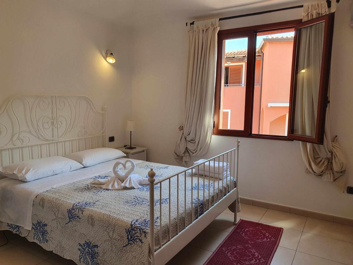 Bilocale 10 al mare con veranda Àrbatax Esterno foto