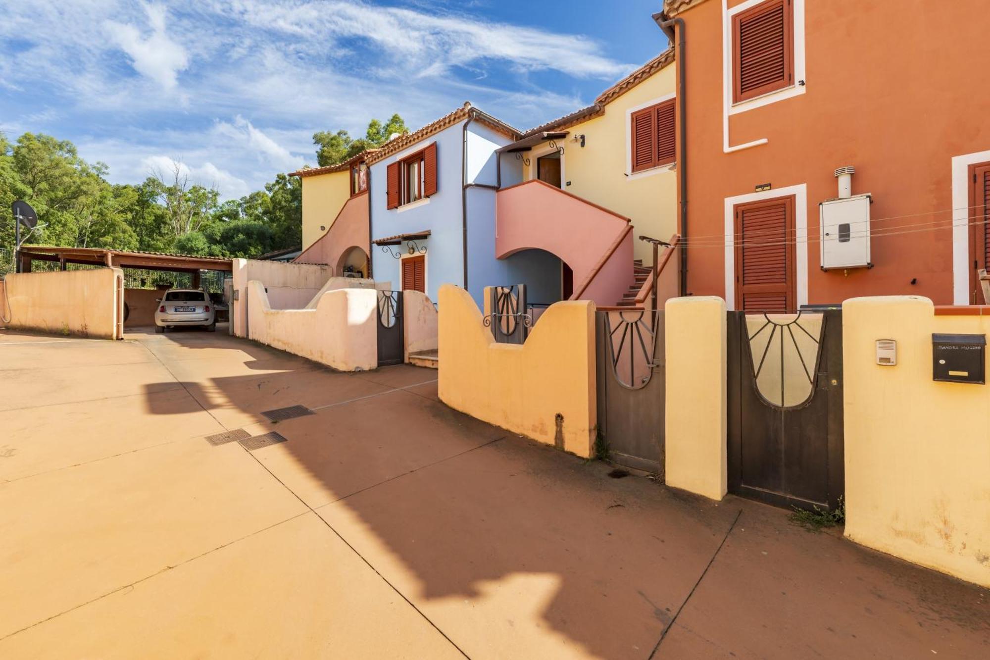 Bilocale 10 al mare con veranda Àrbatax Esterno foto
